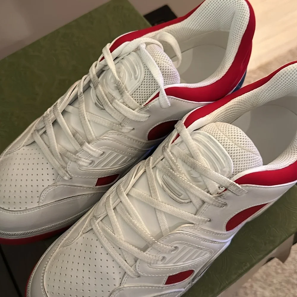 Gucci Men Low Top Sneakers